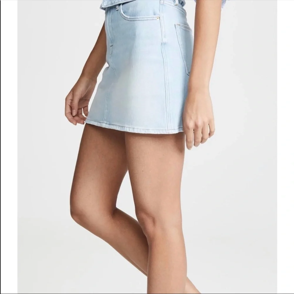 Frame Denim cut high
